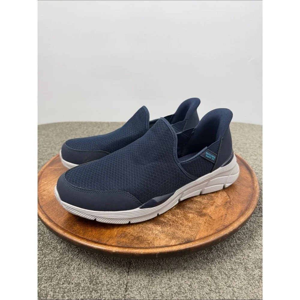 Skechers Shoes Mens 8.5 Hands Free Swift Fit Slip On Sneakers Memory Foam Casual